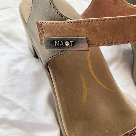 Brown Leather Open Toe Sandal Heels - Picture 6 of 12